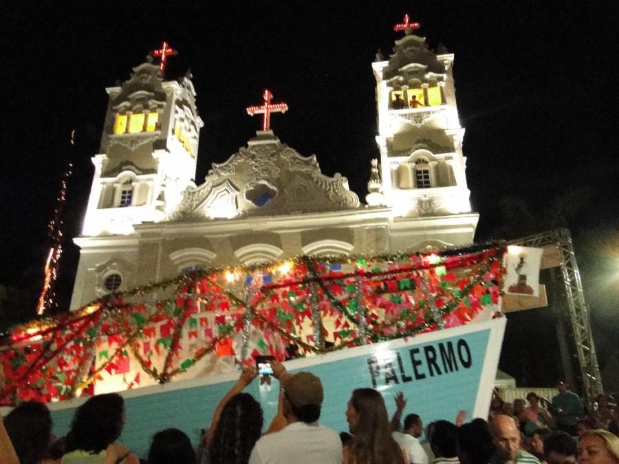 Festa e tradição marcam o Dia do Serrano e de São Benedito nesta quinta-feira (26)