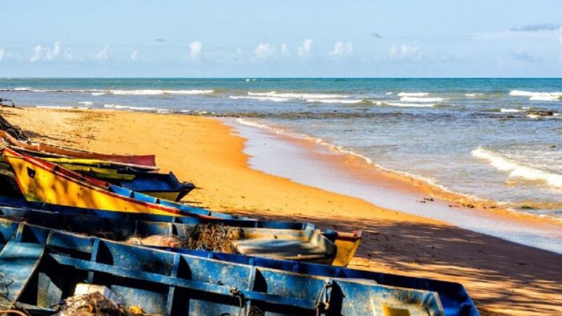 Praias da Serra com 17 locais ideais para quem busca um bom banho de mar