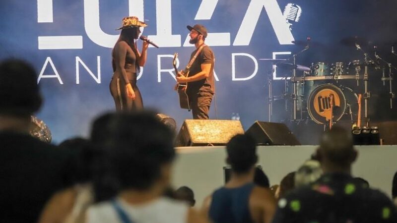 Swingueiro, sertanejo, samba, rock e reggae agitam as praias neste fim de semana