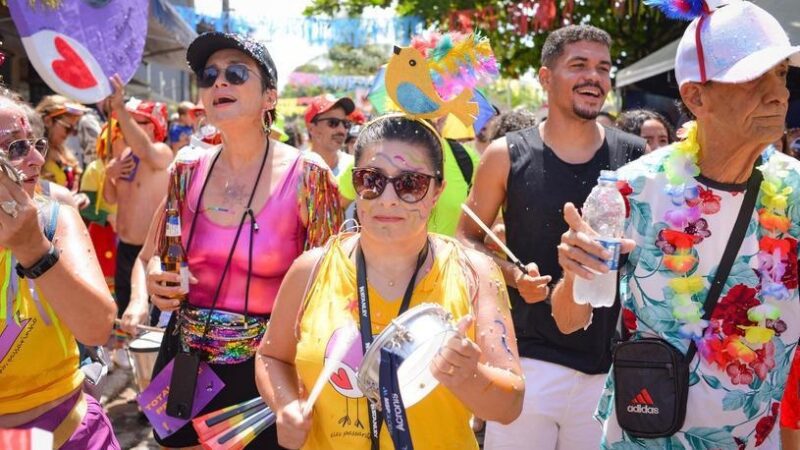 Manguinhos abre o Carnaval 2025 com festa, cor e muita animação